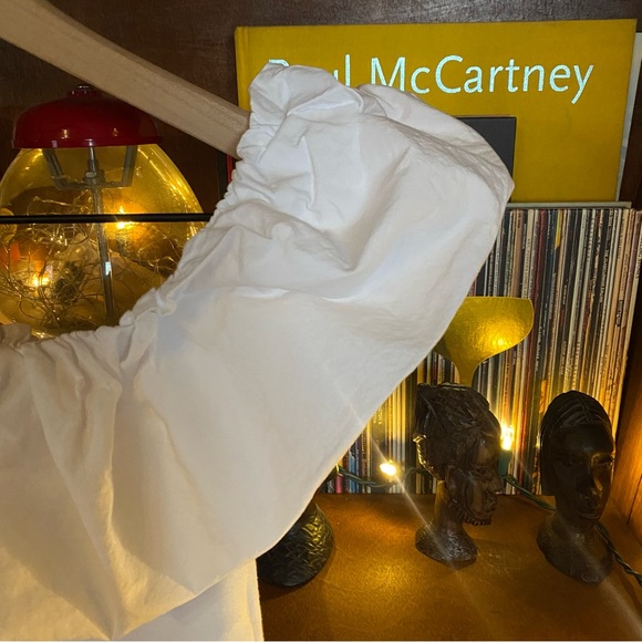 Zara Ruffle Off Shoulder White Crop Top size small - Picture 2 of 5